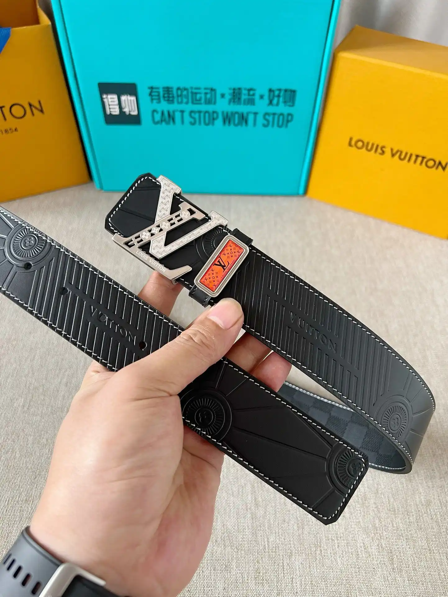 JE001250 (3).webp
