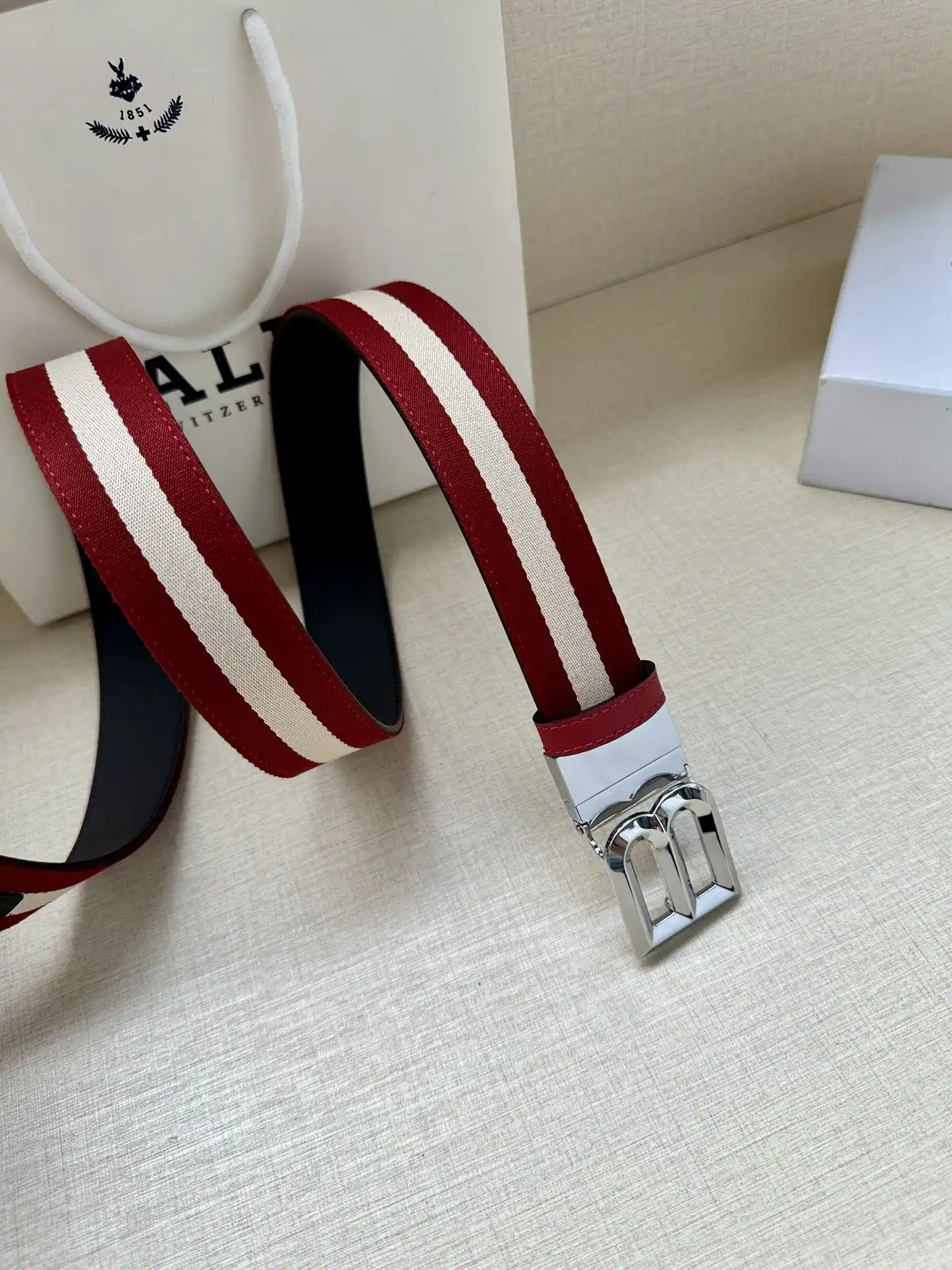 UUS8801250 (7).webp