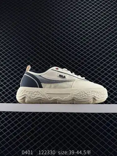 El concepto de diseño de zapatos de roca Fila ROCK una parte superior de zapato de tabla deportiva d