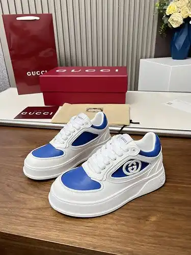 Guqi Código de Estilo de Pareja 0323C30 Tamaño Mujeres 3540 Hombres 3944 45 46 personalizado no reem