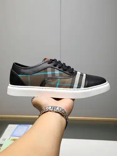 Código del modelo de Burberry para hombre 0316B30 Talla 3844 45 personalizada