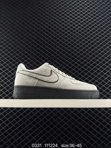 Nike Air Force 1 Low is a high top versatile casual sports board shoe. The soft and elastic cushioni