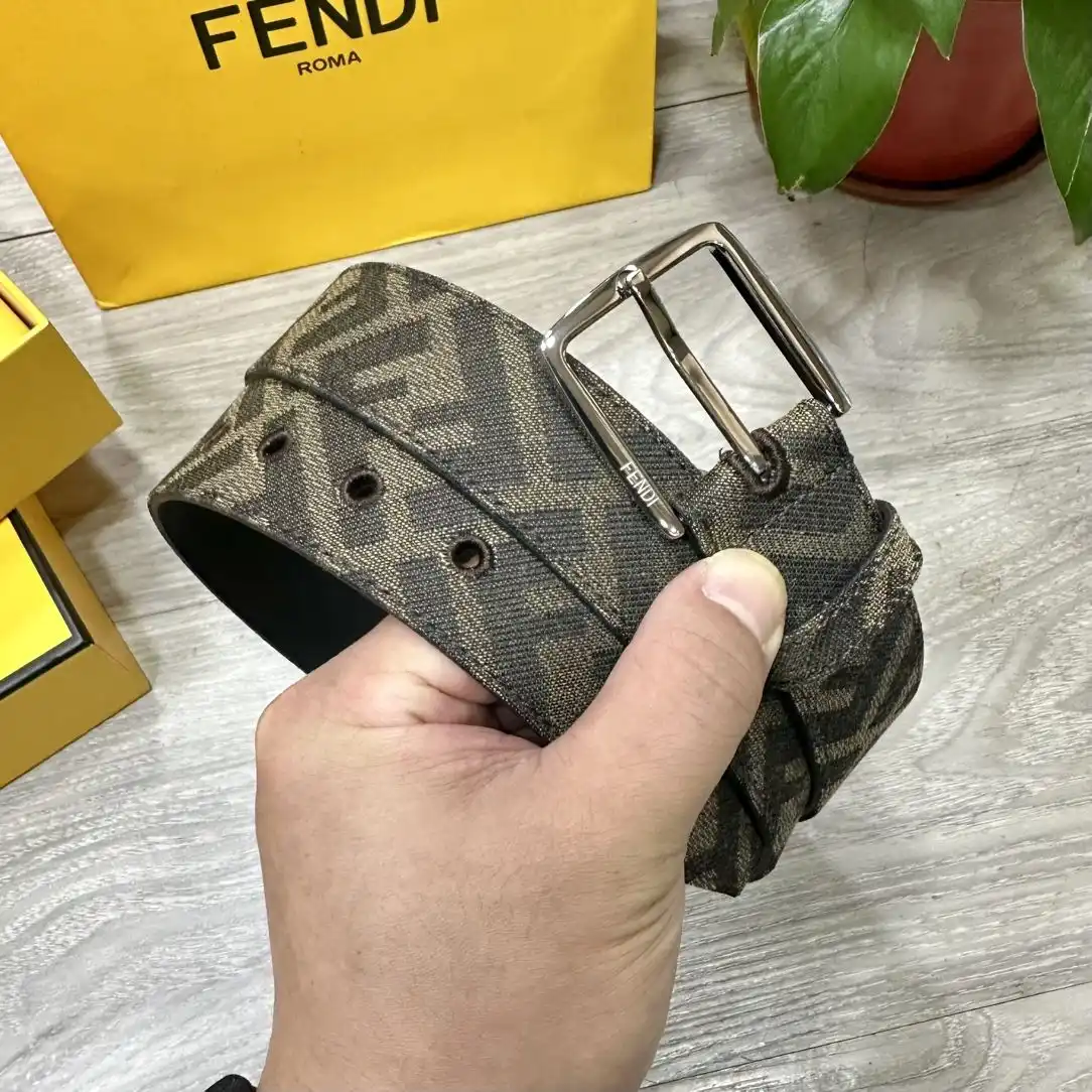 UUS8801250 (5).webp