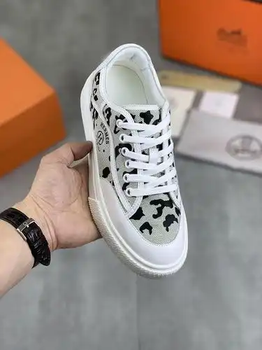Hermes Mujeres Edición Código 0328C50 Tamaño 3540