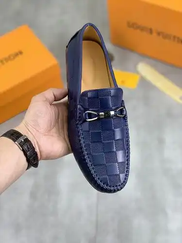 LV Código Hombre 0327B20 Talla 3845