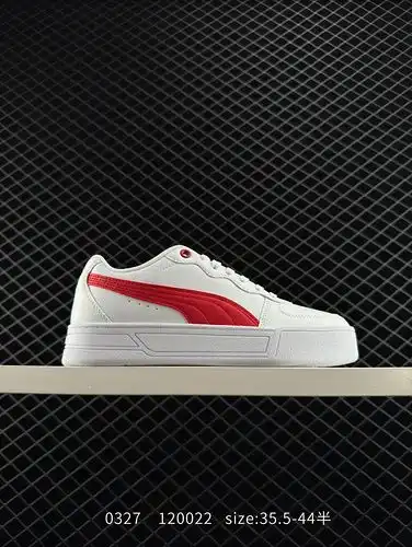 Los zapatos de carrera Pumas tienen una sensación retro atemporal y Puma Slipstream Laces es una nue