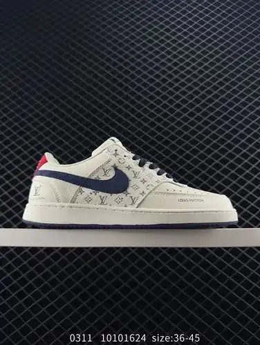The Nike Court Vision Low North Joint Casual Sports Board Shoe is a low cut, versatile, breathable c