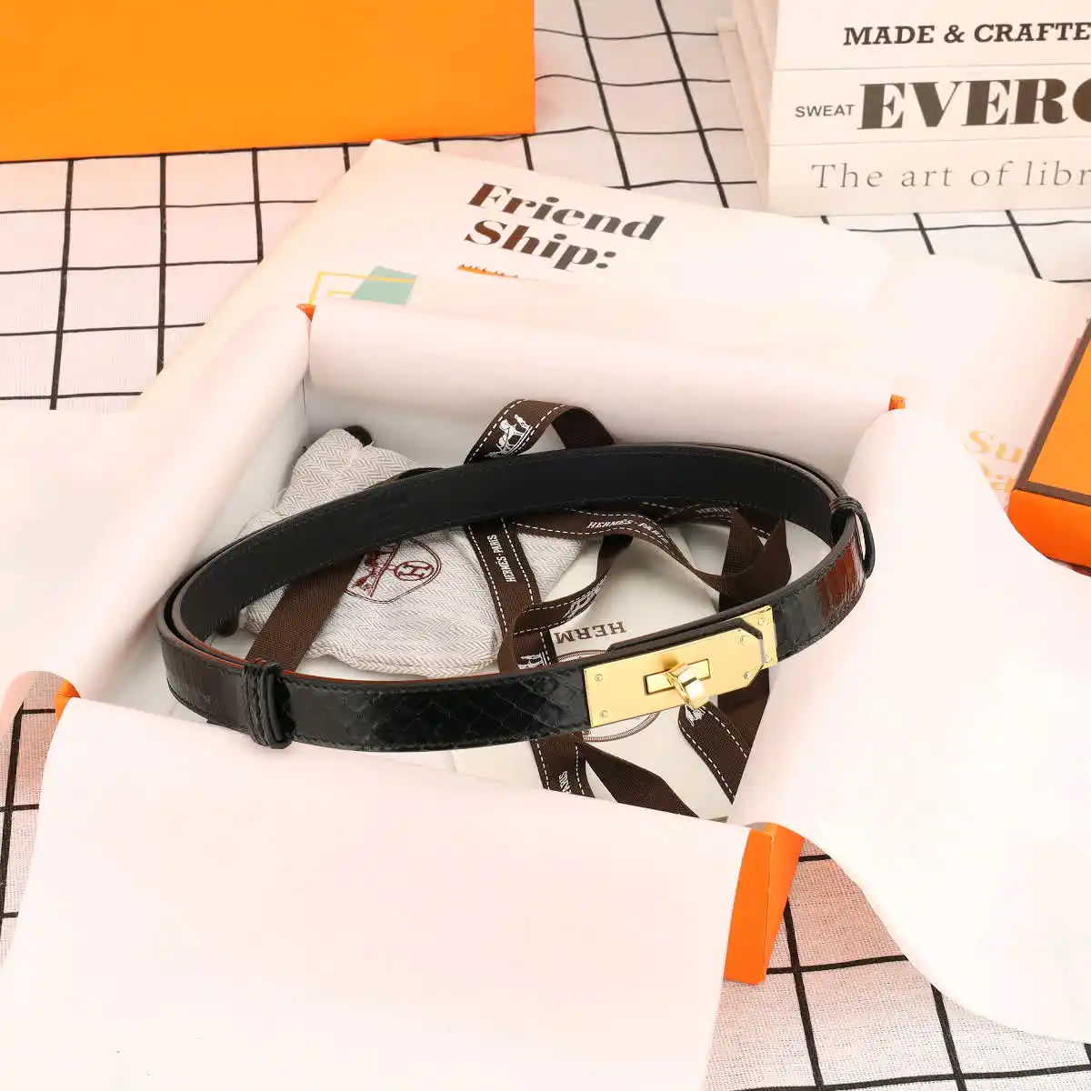LM001200 (8).webp