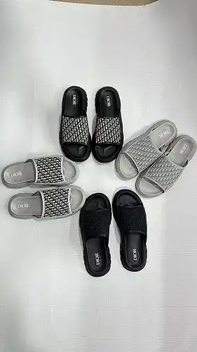 Dior Hombre Código 0323A90 Tamaño 3844 4 Dior Hombre Código 0323A90 Tamaño 3844 45 personalizable 5 