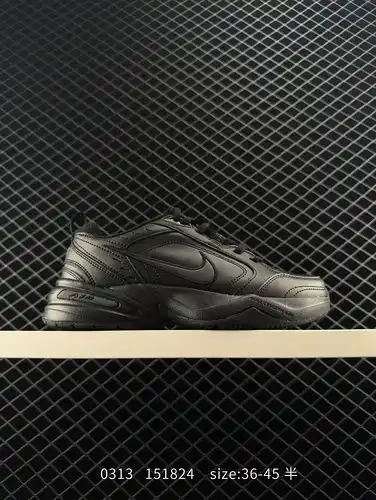 The Nike Air Monarch M2K retro item is made of high-quality leather with a retro trend. The exaggera