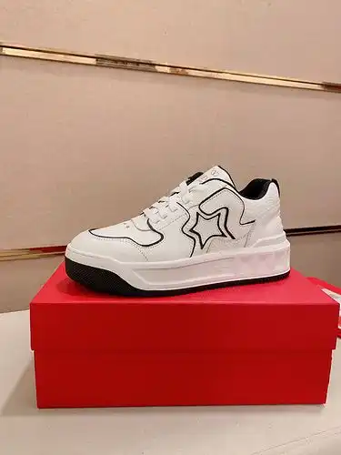 Valentino Mens Edition Código 0321B Tamaño 3944 Personalizable 45