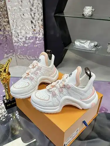 LV Código Femenino 0323D00 Tamaño Femenino 3541 4041 personalizado no reembolsable