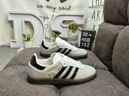 132DAdidas SAMBA OG JP5197's classic Originals in recent years are made of genuine suede leather, fe
