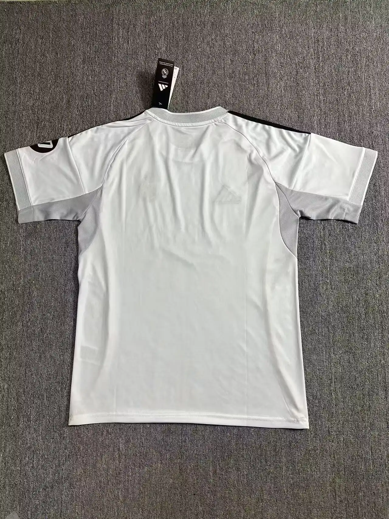 皇马主场S-4XL码-2.webp