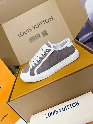 LV Mujeres Código 0323C10 Tamaño Mujeres 3541 4041 personalizado no reembolsable