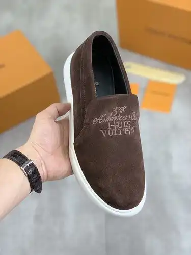 LV Código Hombre 0328B90 Talla 3844