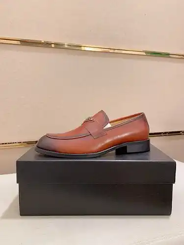 Prada Mens Edición Código 0321B90 Tamaño 3844 Personalizable 45