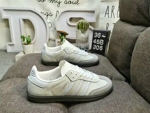 308DAdidas SAMBA OG JR8166's classic Originals in recent years are made of genuine suede leather, fe