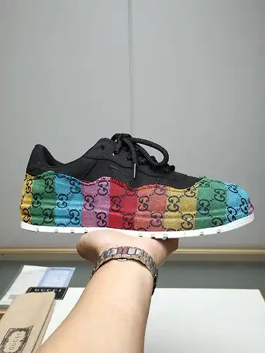 Gucci Mens Edition Código 0326C40 Talla 3844