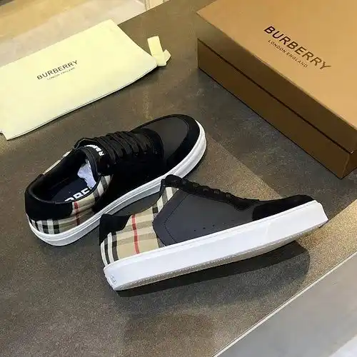 Burberry Código de pareja 0312C00 Tamaño Mujer 3540 Hombre 3945