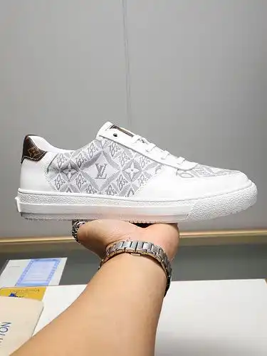 LV Código para hombre 0316B30 Tamaño 3844 45 personalizado