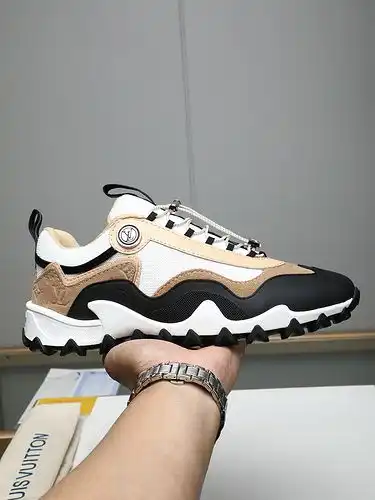 LV Hombre Código 0326C00 Tamaño 4044 4546 personalizado
