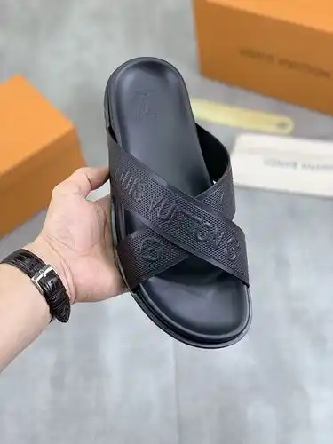 LV Código Hombre 0327A90 Talla 3944