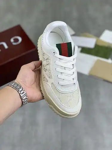 Gucci Código de Estilo de Pareja 0314C20 Tamaño Mujer 3540 Hombre 3945