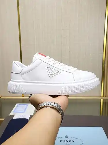 Prada Mens Edición Código 0326B60 Tamaño 3844 45 Personalizado