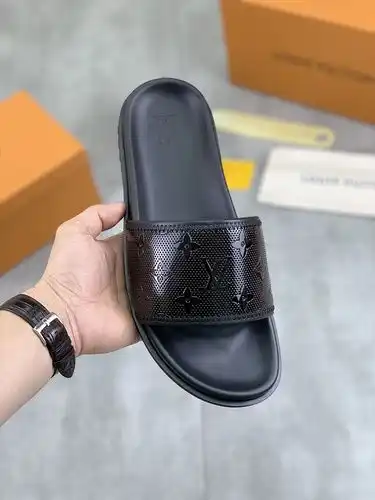 LV Código Hombre 0327A90 Talla 3944