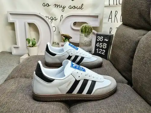 122DAdidas SAMBA OG B6's classic Originals in recent years are made of genuine suede leather, featur