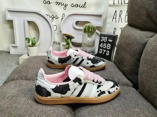 The classic Originals of 373DAdidas SAMBA OG JR6 in recent years are made of genuine suede leather, 