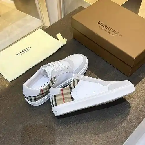 Burberry Código de pareja 0312C00 Tamaño Mujer 3540 Hombre 3945