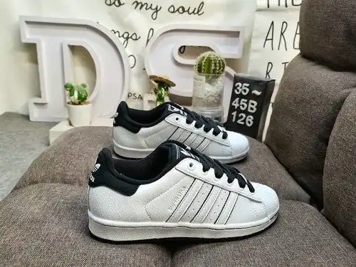 126D Adidas Three Leaf Clover Originals Superstar JH5469 Shell Head Classic Versatile Leisure Sports