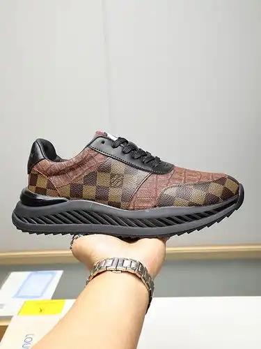 LV Hombre Código 0326B60 Tamaño 3844 45 personalizado