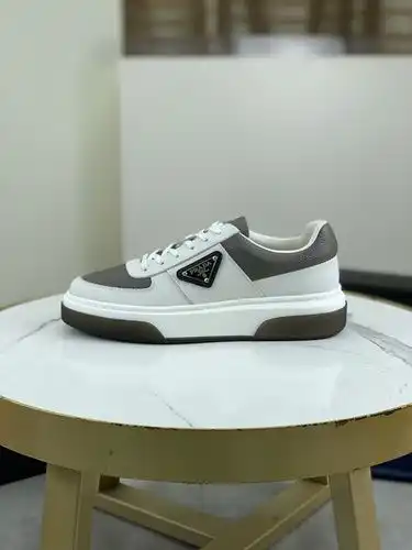 Prada Mens Edition Código 0314D00 Tamaño 3845 45 personalizado y no reembolsable