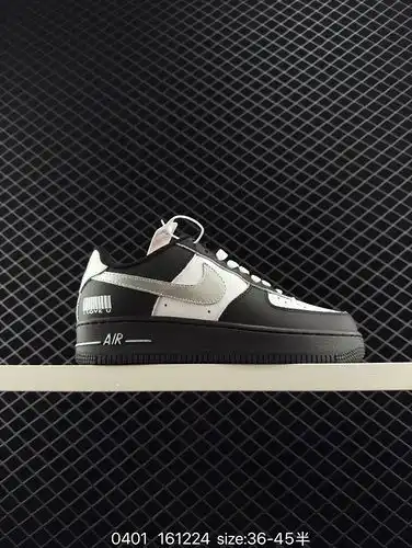 The Nike Air Force 1 Low is a versatile low top casual sports board shoe with soft and elastic cushi