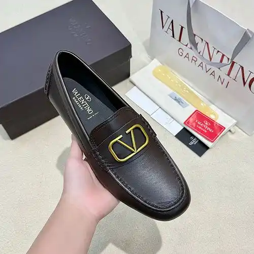 Valentino Mens Edition Código 0312C60 Talla 3845
