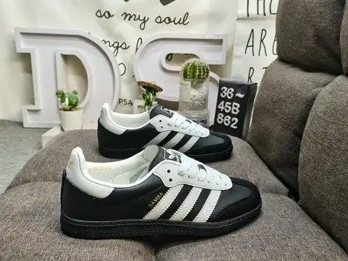 The classic Originals of 862DAdidas SAMBA OG W in recent years are made of genuine suede leather, wi