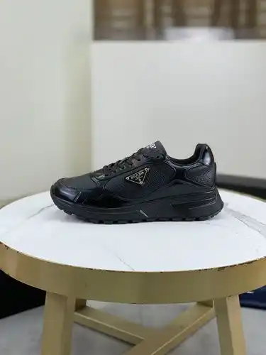 Prada Mens Edition Código 0314D00 Tamaño 3845 45 personalizado y no reembolsable