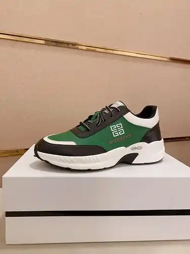 Givenchy Mens Edition Código 0320C50 Talla 3844