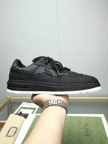 Gucci Mens Edition Código 0326C40 Talla 3844