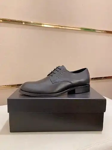 Prada Mens Edición Código 0321B90 Tamaño 3844 Personalizable 45