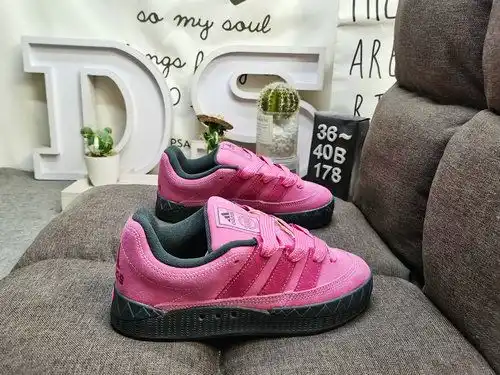 178D Adidas/adidas adimatic IE7364 Bread Shoes Adidas' Shark Bread Shoes' new collaboration opens, p