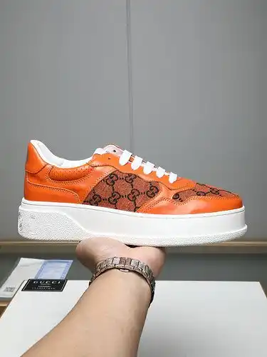 Gucci Hombres Código de Estilo 0326B30 Tamaño 3844 45 personalizado