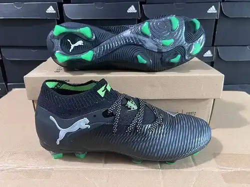 Arrival 39-45) Puma FUTURE 8 ULTIMATE FG/AG 39-45