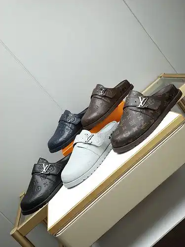 LV Mens Código 0409B30 Tamaño 3844 Tamaño personalizable 45 no reembolsable