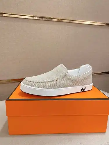 Hermes Mens Edition Código 0406B60 Tamaño 3844 Personalizable 45 no reembolsable