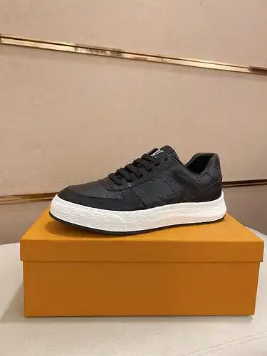 LV Código Hombre 0406B40 Talla 3844