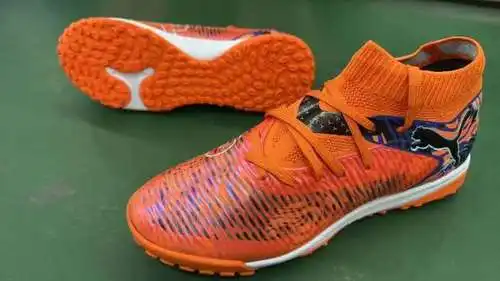 Arrival 39-45) Puma FUTURE 8 ULTRAMATE FG 39-45